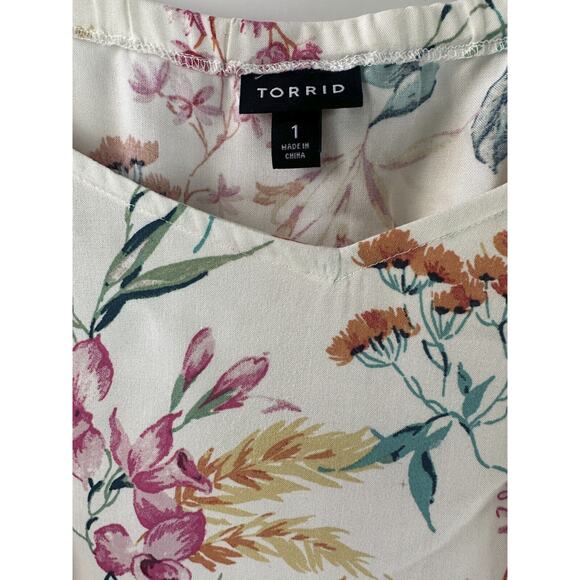 Torrid Peplum Challis Sweetheart Flutter Sleeve Top Floral Women's Plus Size 1X - Picture 4 of 11